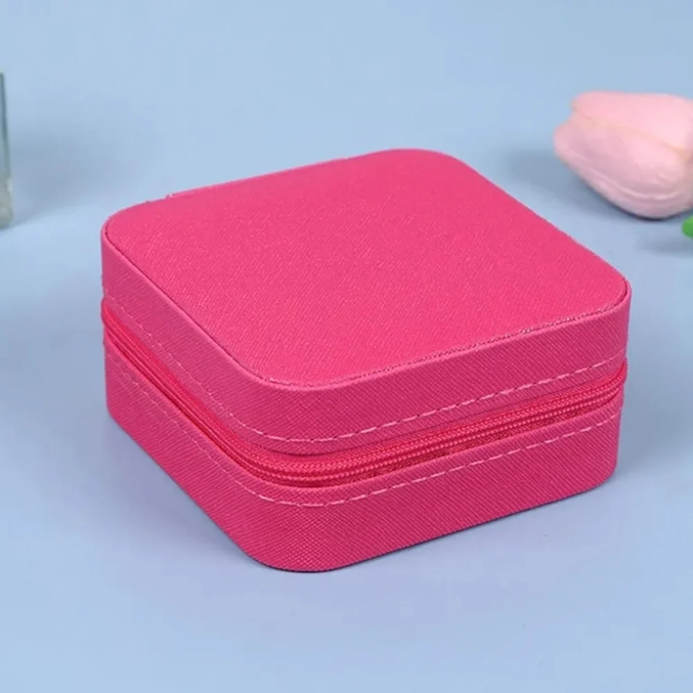 Traveling  Jewelry Box colors will vary  materials Zipper closure